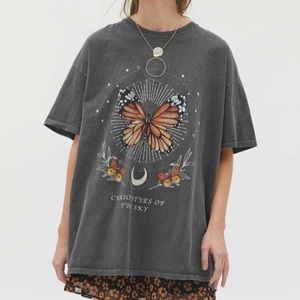 Urban Outfitters Graphic Oversized Tee